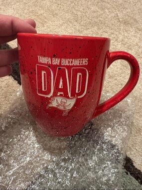 NIB Tampa Bay Buccaneers “Dad” Mug